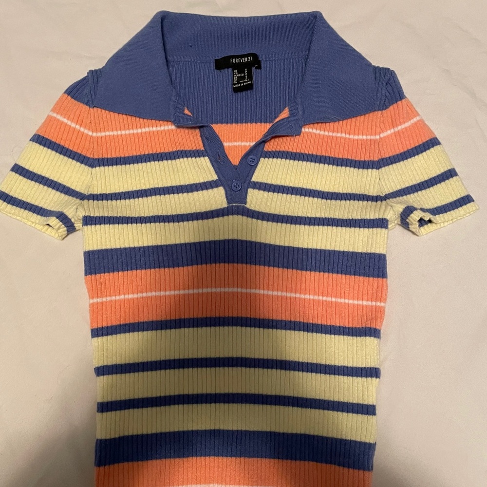 FOREVER 21 sweater tee